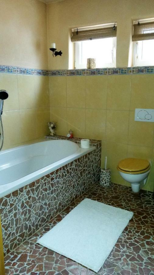 Ferienwohnung-Malanders Andernach Ngoại thất bức ảnh