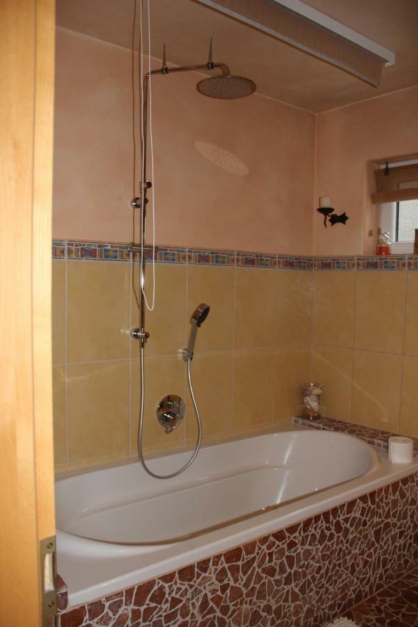 Ferienwohnung-Malanders Andernach Ngoại thất bức ảnh